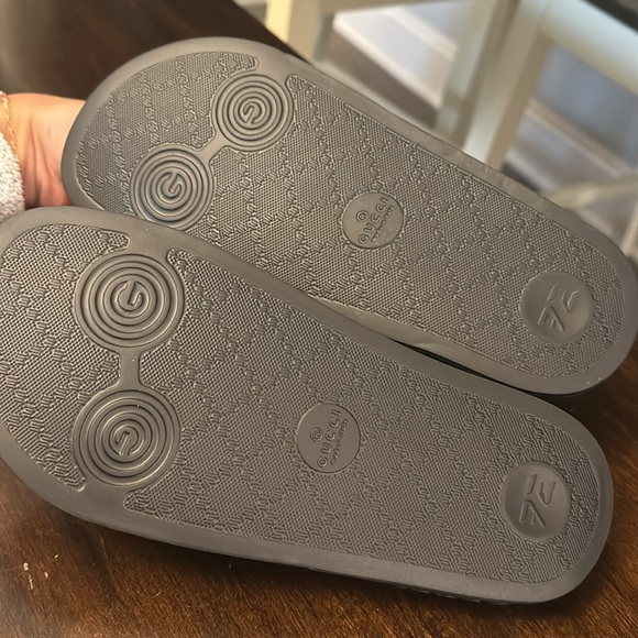 Gucci Pursuit GG Logo Slide Sandal (women) size 5 - Picture 3 of 6